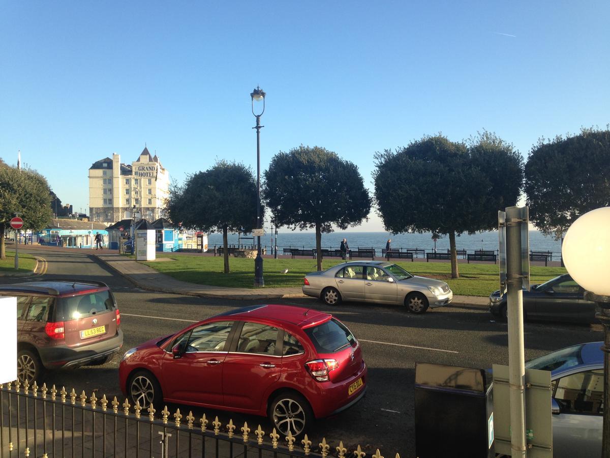Lauriston & Lawton Court Hotel Llandudno Luaran gambar
